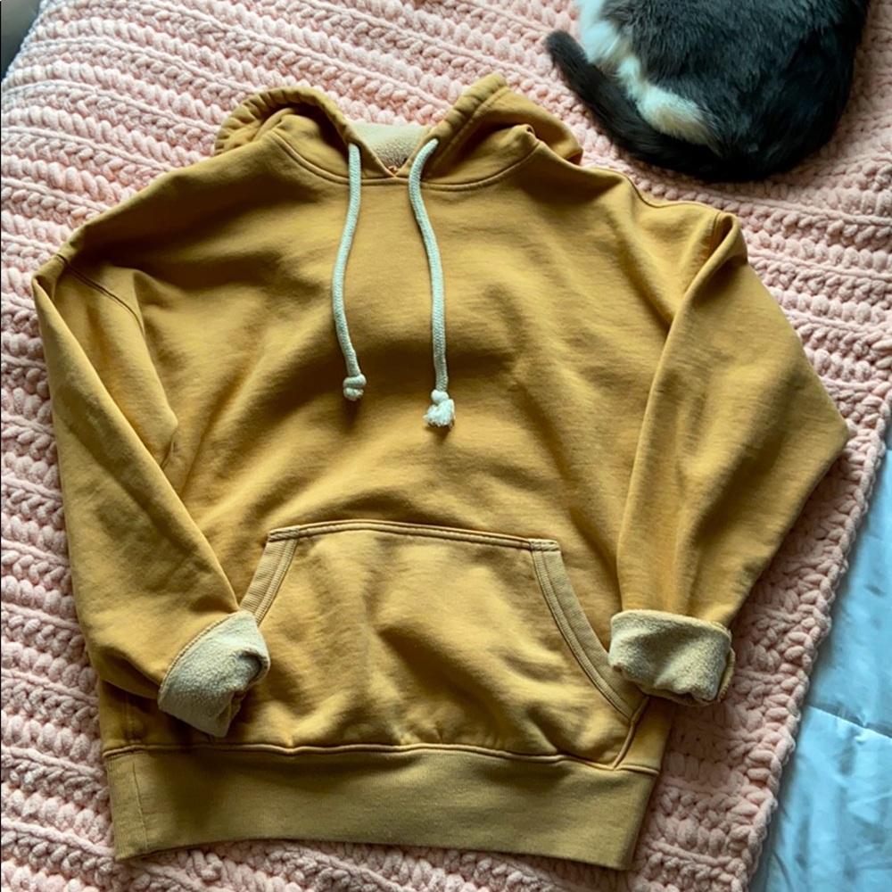 Women’s hooded fleece